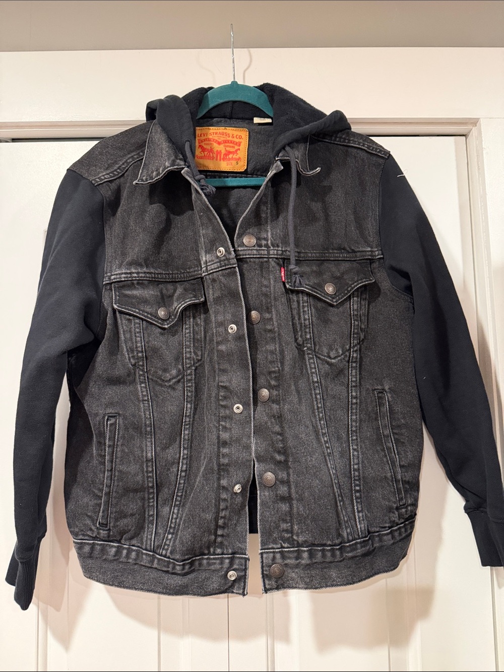 Levi's Mens Hybrid Hooded Trucker Jacket Color Black  Color Black small